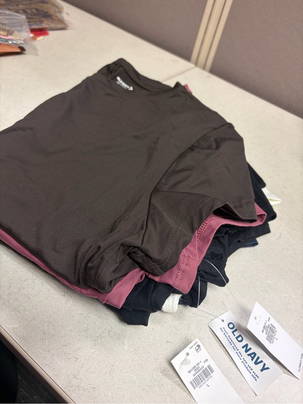 Old Navy active shirts